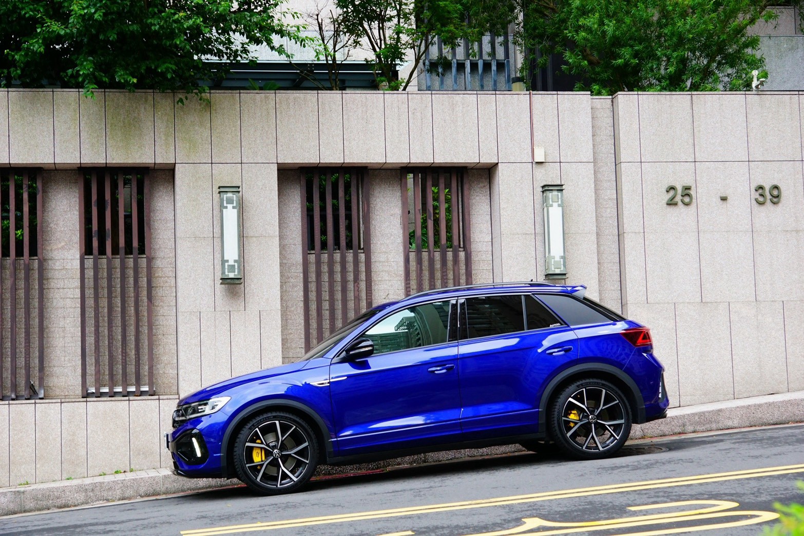 2022 Volkswagen T-ROC R 炫光藍