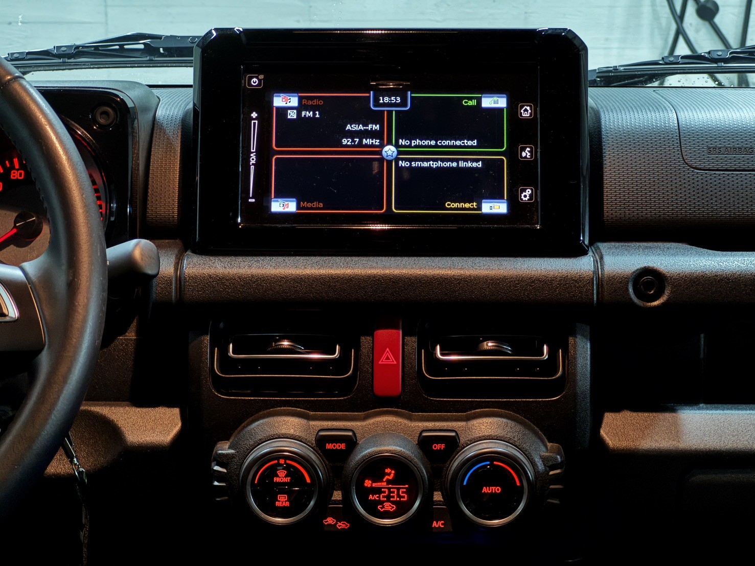 2021 Suzuki Jimny 1.5 GLX 戰術綠