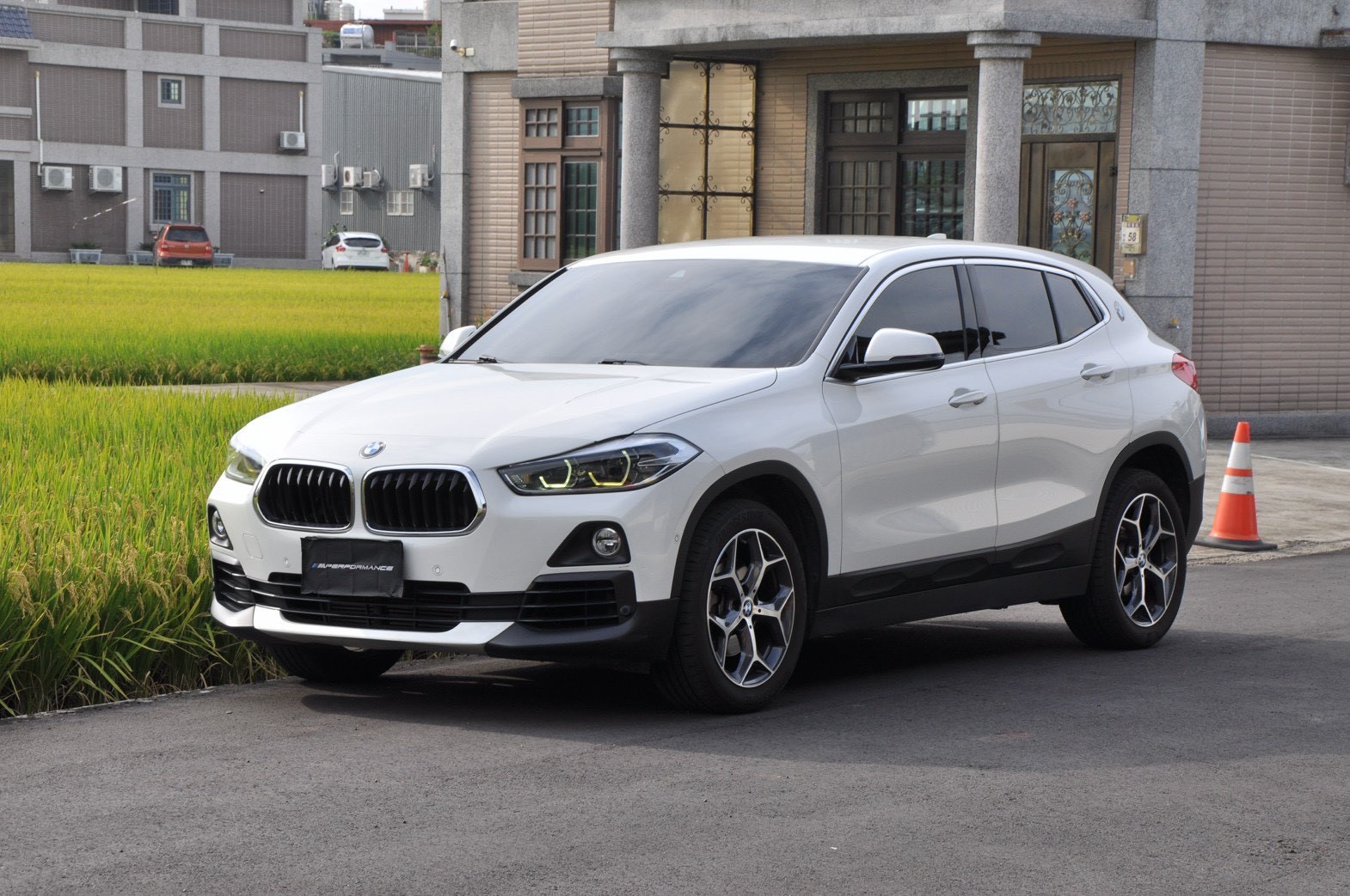 2018 BMW X2 sDrive18i 極地白