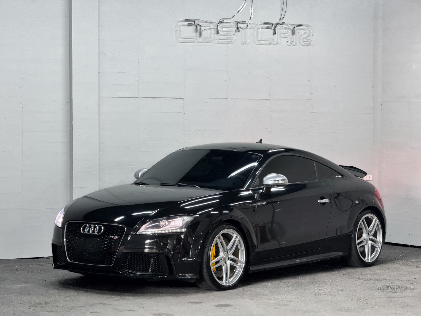 2009 TTS Coupé 2.0 TFSI quattro 幻影黑
