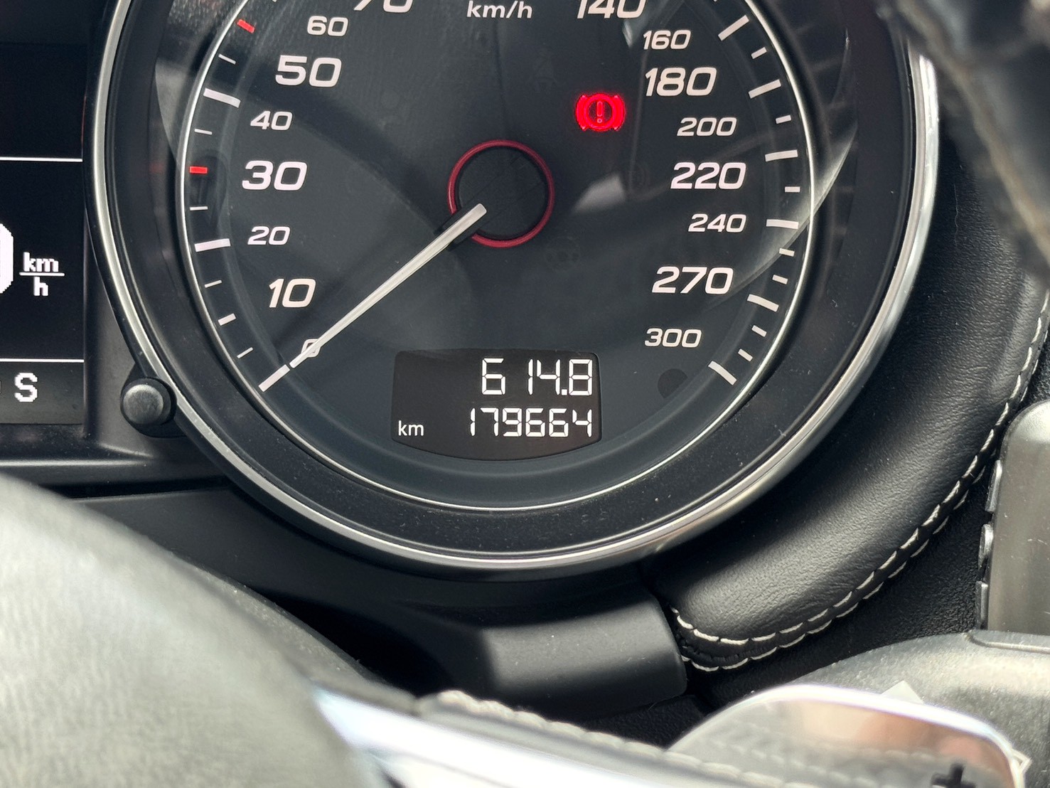 2009 TTS Coupé 2.0 TFSI quattro 幻影黑