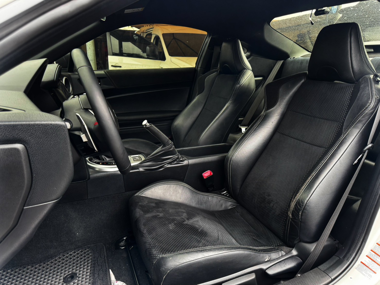 2018 Toyota 86 2.0 Limited 雪貂白