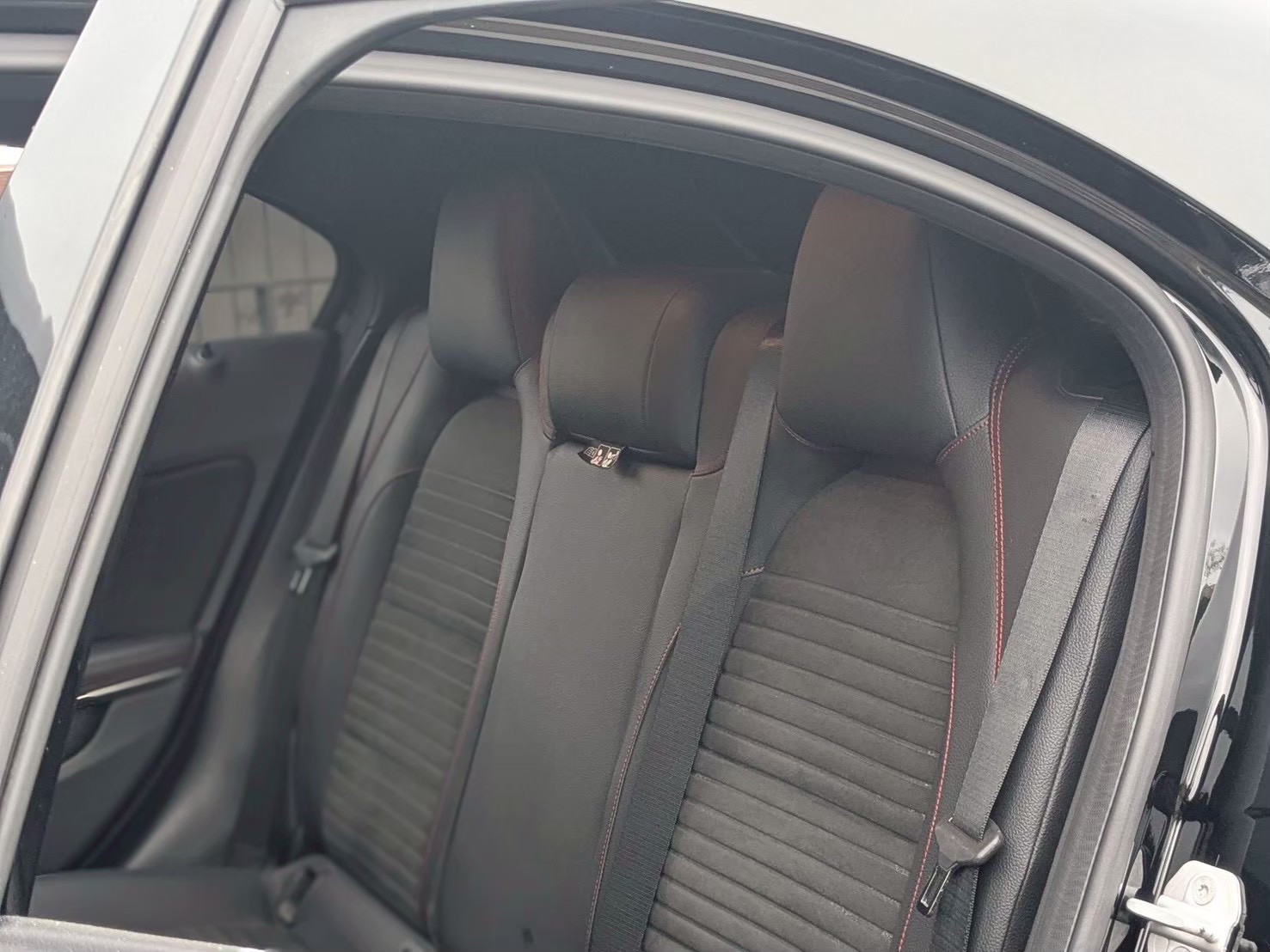 201516 A180 AMG 全景 HK音響 記憶座椅 自動停車 45樣式方向盤