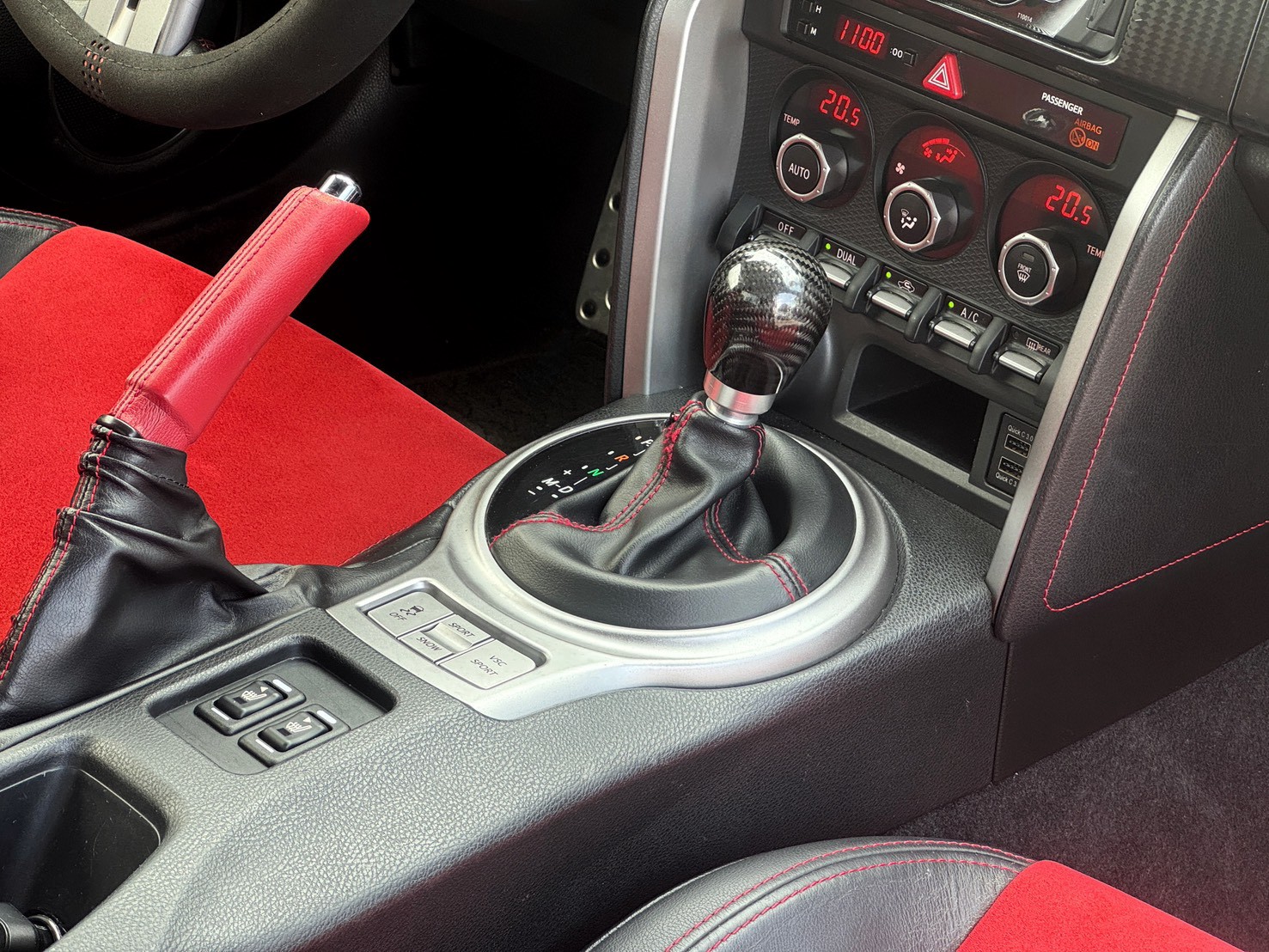 2012 Toyota 86 2.0 Aero 武士黑