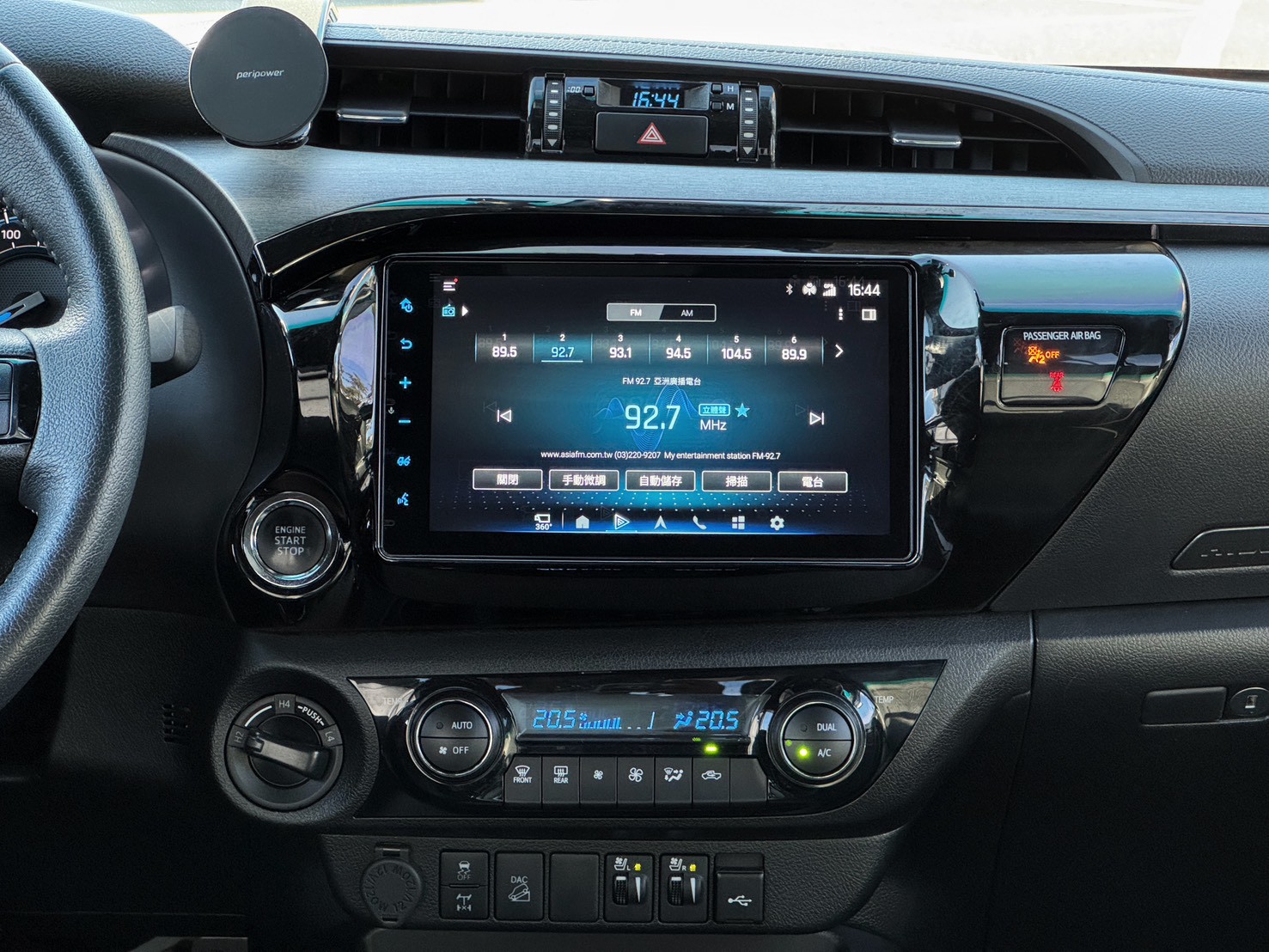 2023 Toyota Hilux 2.8 戰術白