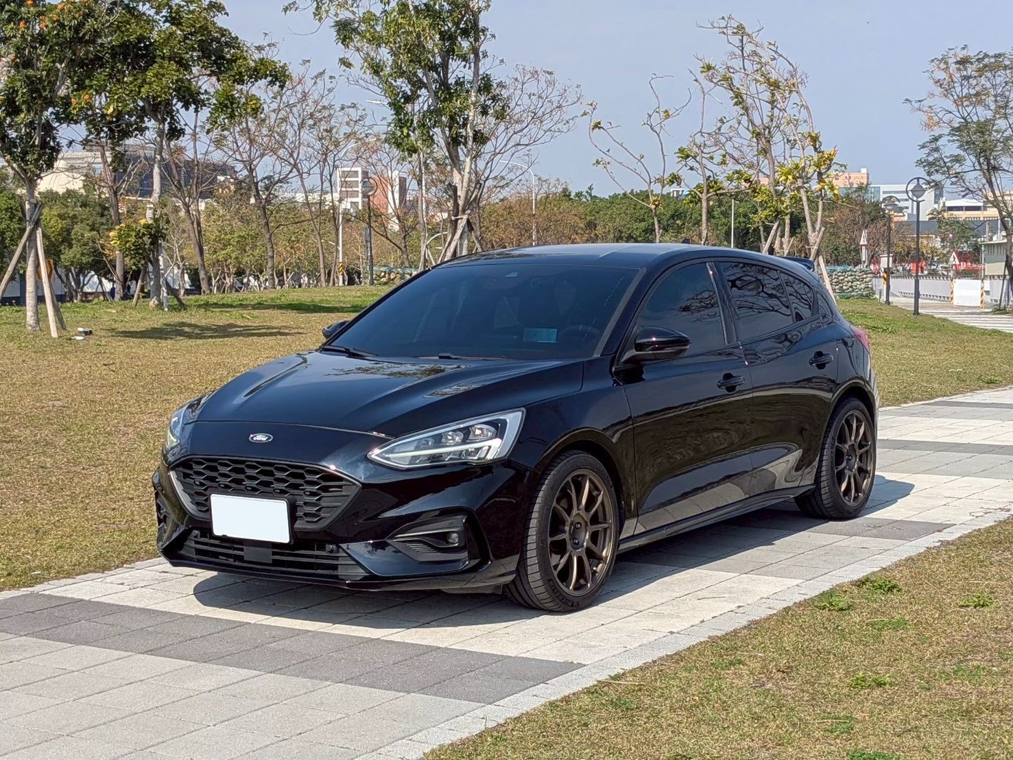 2021 focus st-line lommel版