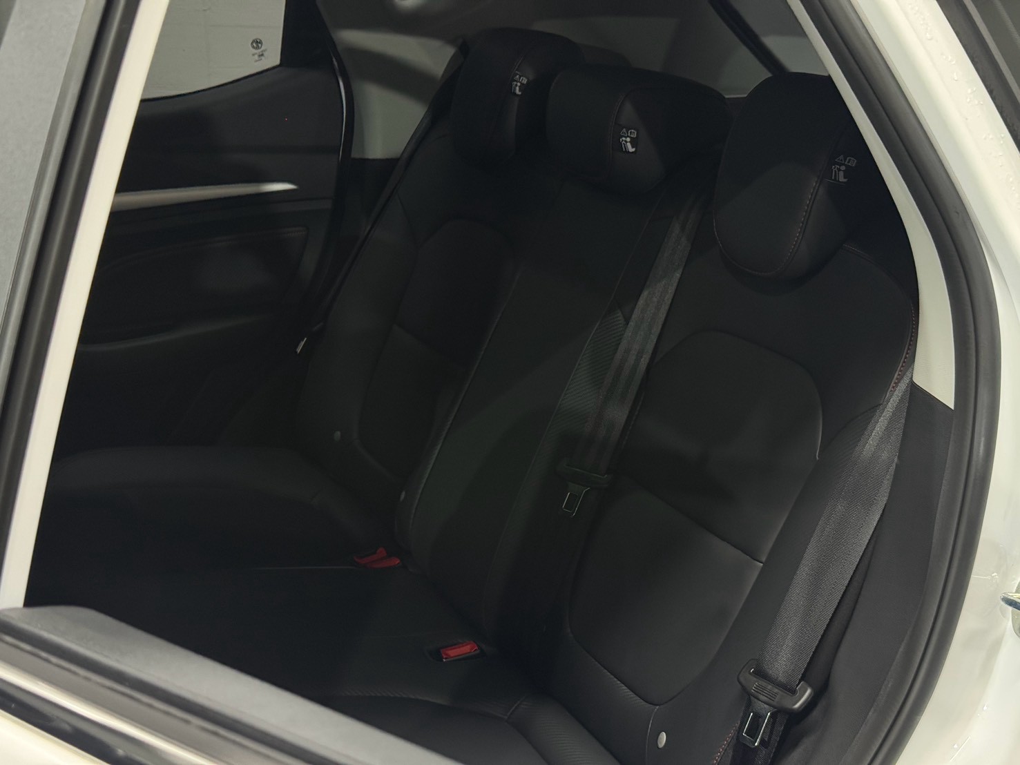 2024 MG ZS 1.5旗艦版 雲石白