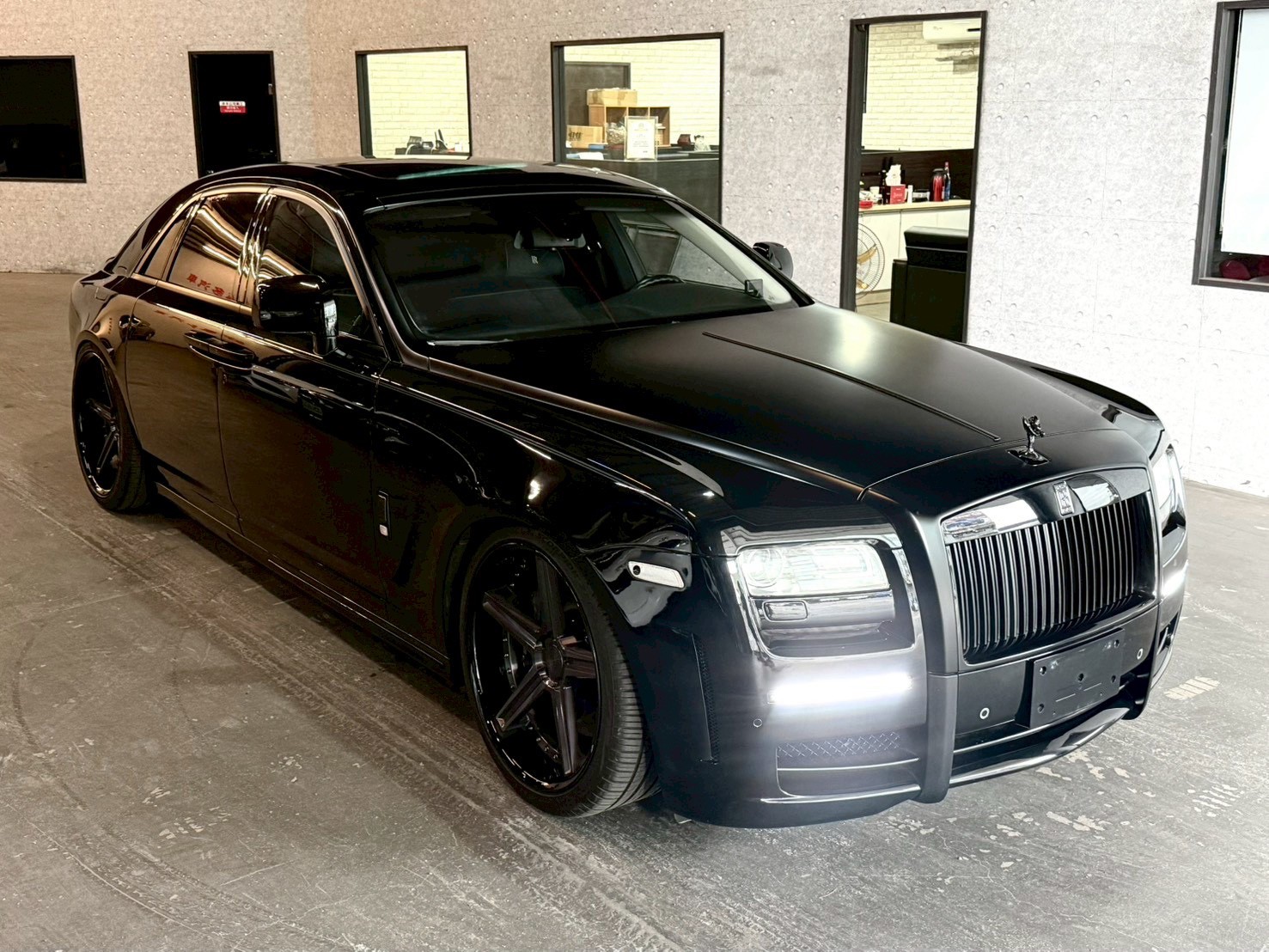 2012 Rolls-Royce Ghost 6.6L V12 Black Badge
