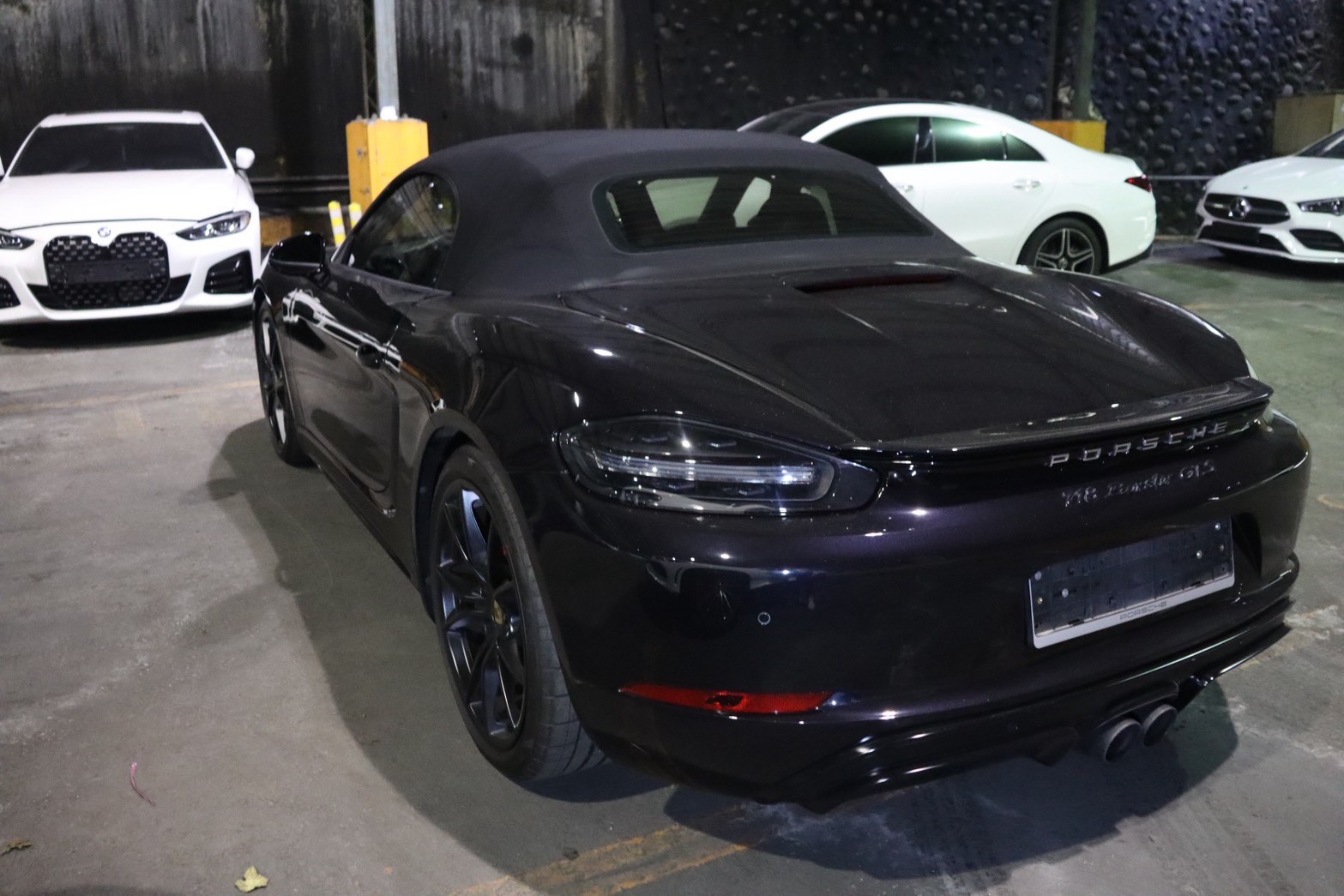 2018 Porsche 718 Boxster 2.5 GTS 午夜紫
