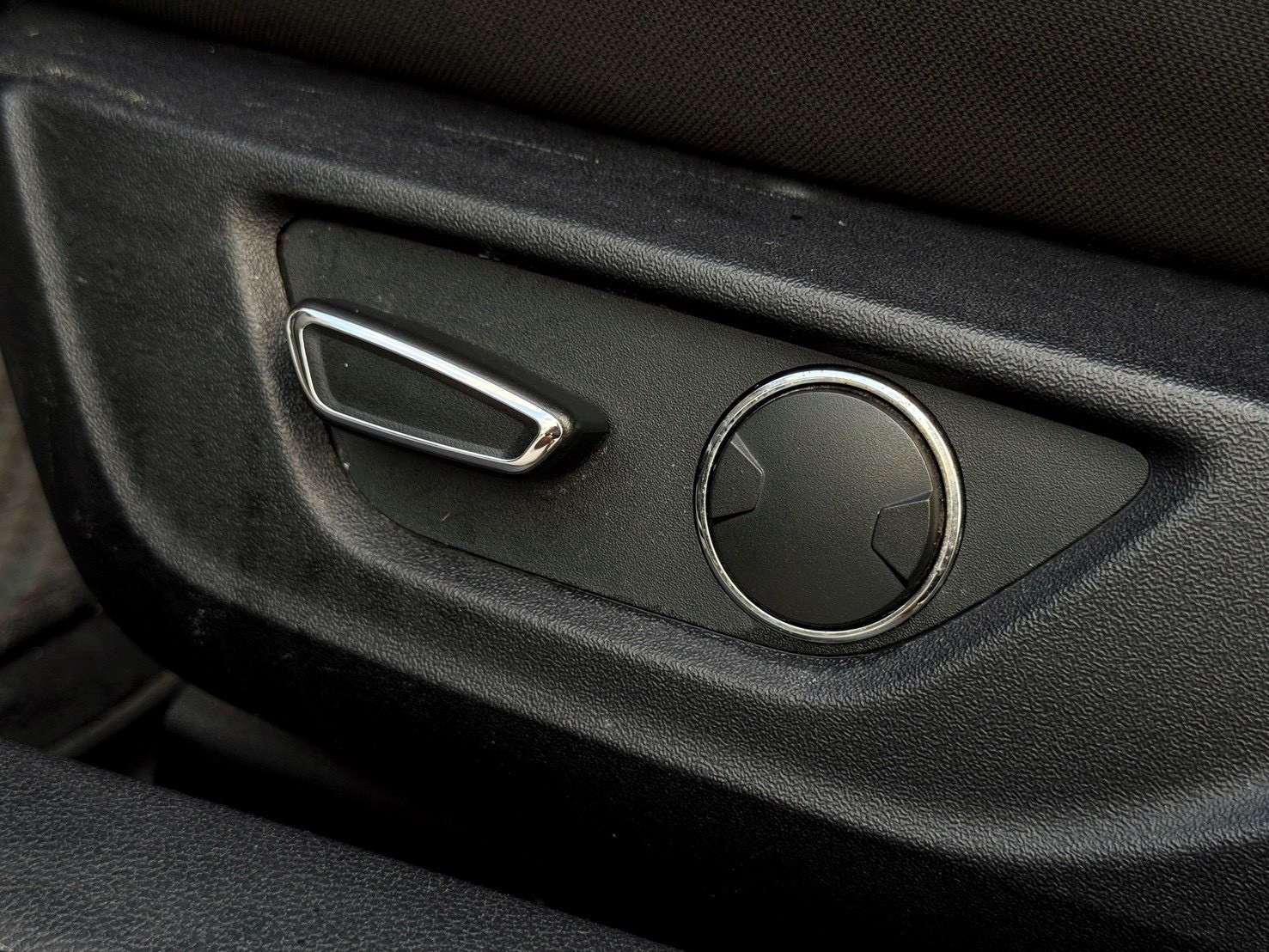 2016 Ford Mustang 2.3 EcoBoost 極地白
