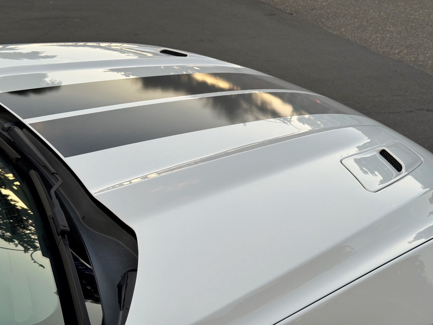2016 Ford Mustang 2.3 EcoBoost 極地白