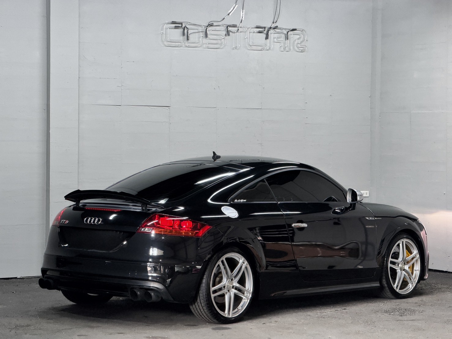 2009 TTS Coupé 2.0 TFSI quattro 幻影黑