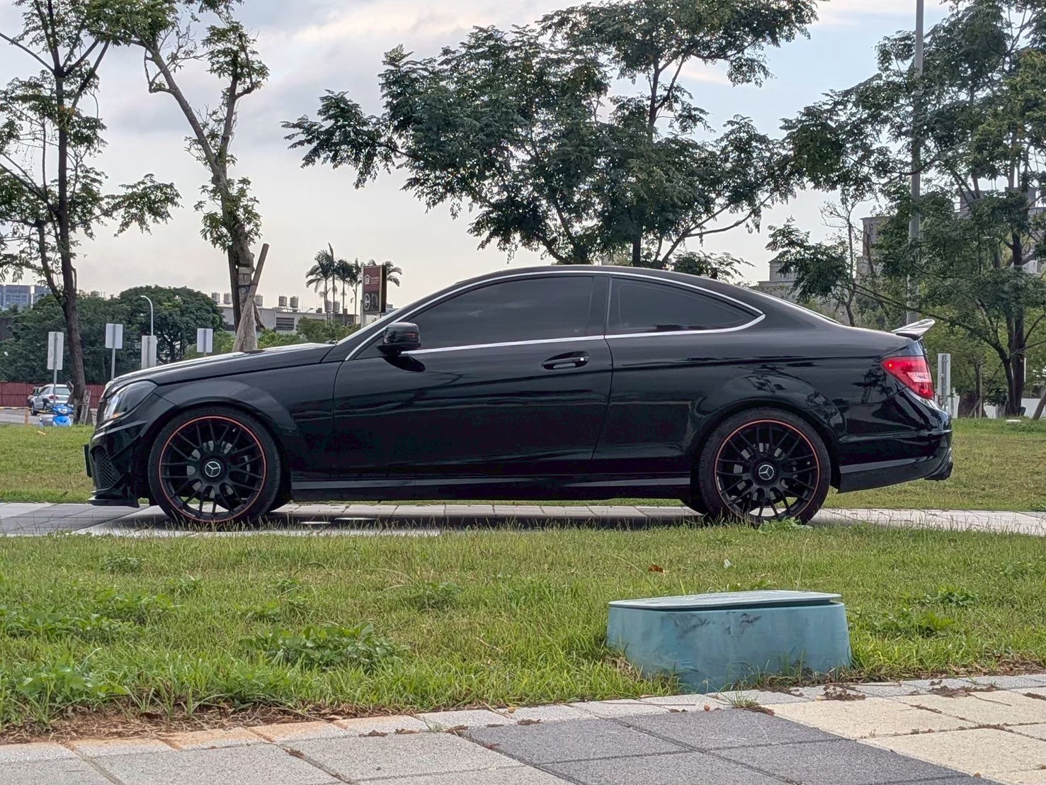 2012 c250 63樣式 安卓機 大燈 鋁圈 排氣管