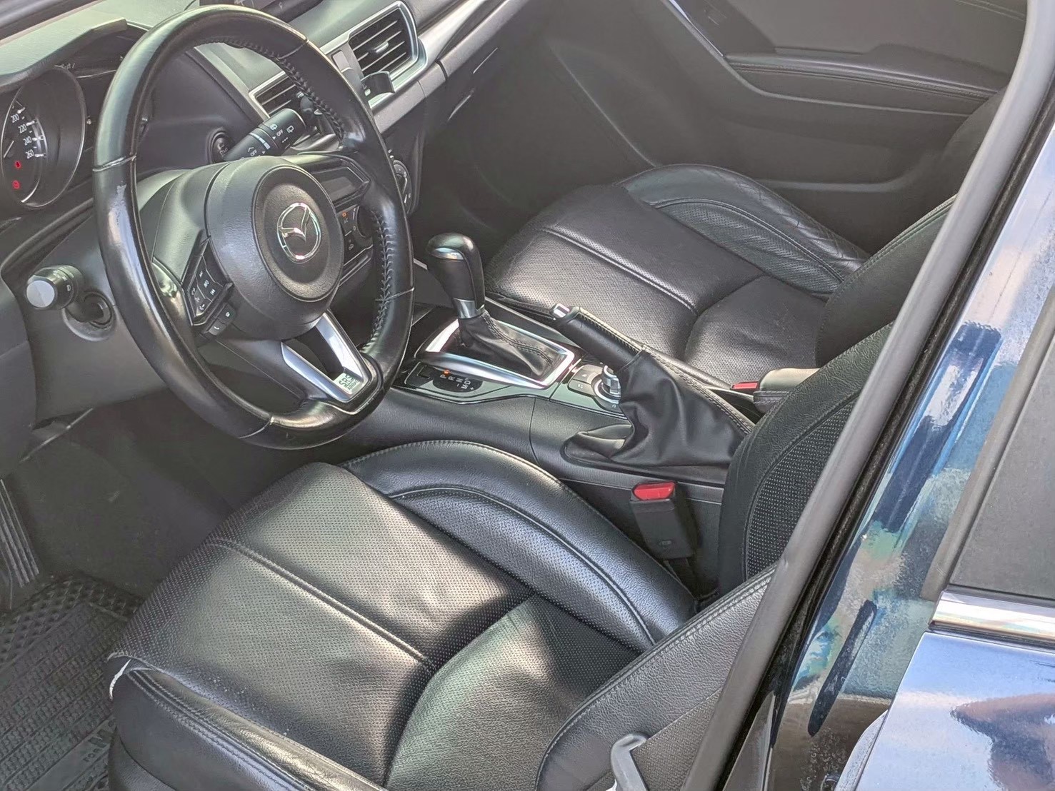 2018 mazda3 低階找錢版本
