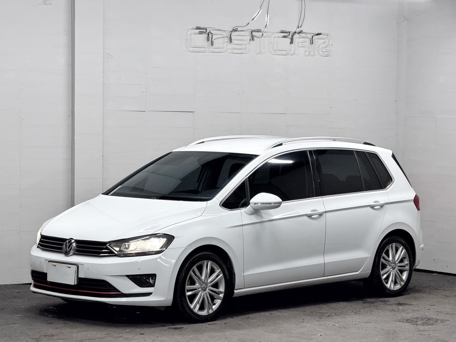 2017 Volkswagen Golf Sportsvan 280 TSI Highline 冰川白