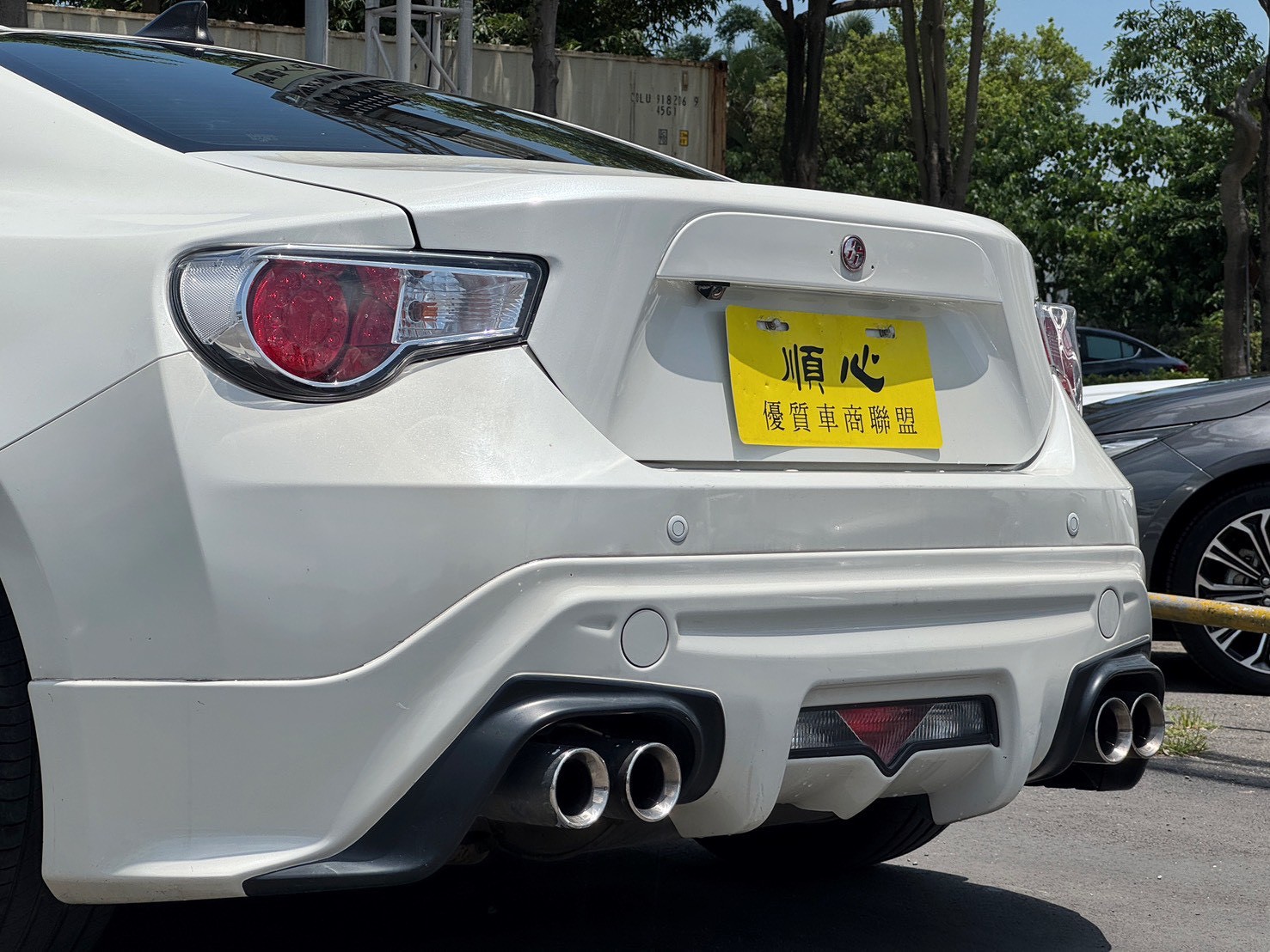 2018 Toyota 86 2.0 Limited 雪貂白