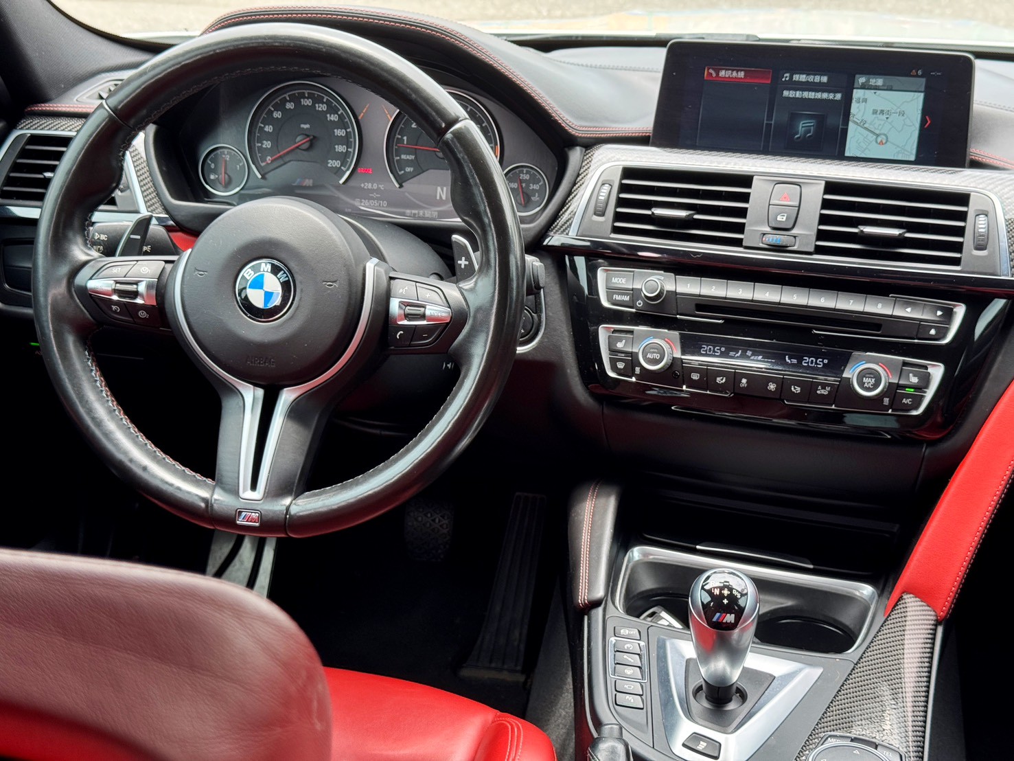 2016 BMW 3-Series Sedan M3 極地白