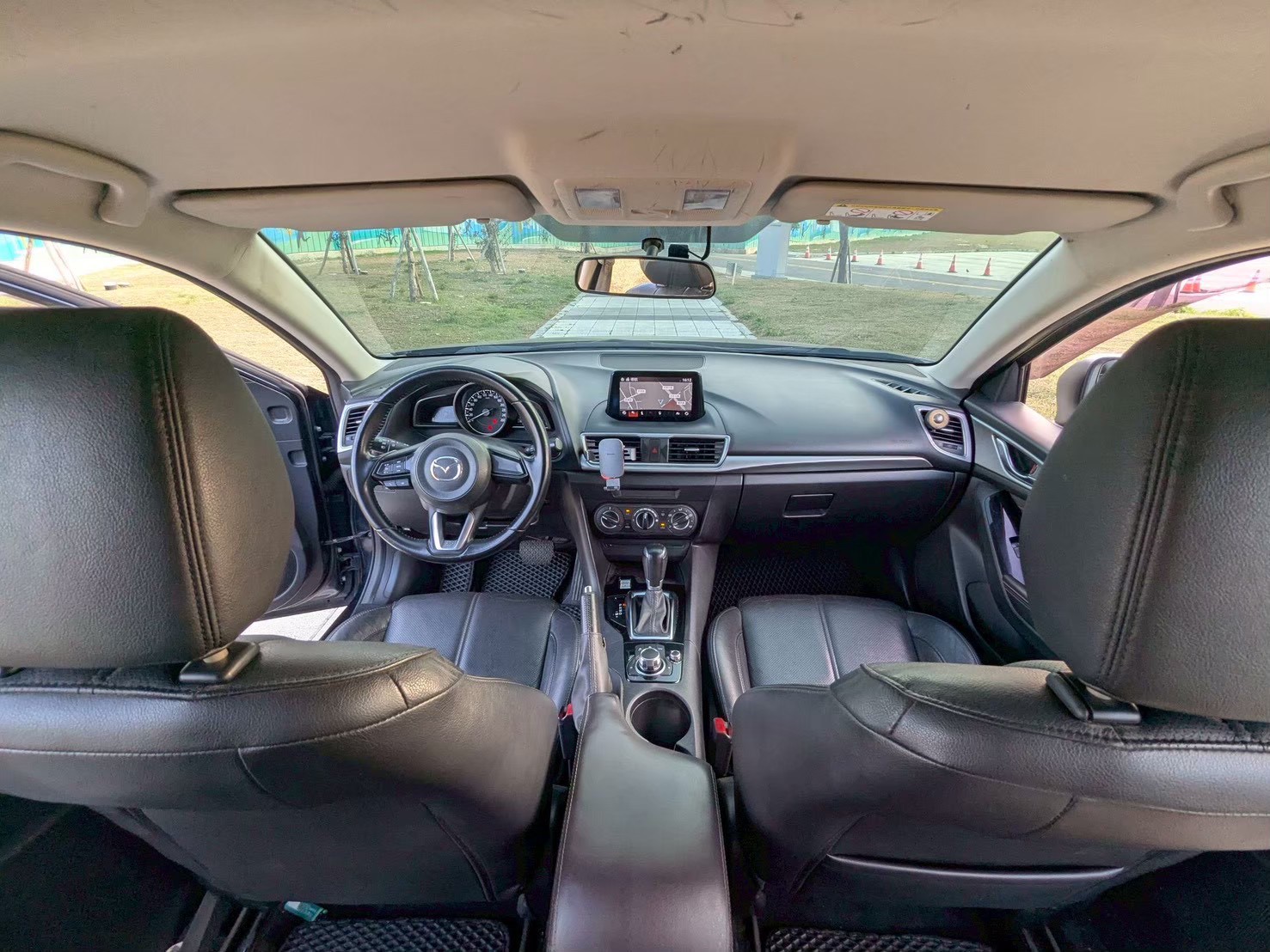 2018 mazda3 低階找錢版本