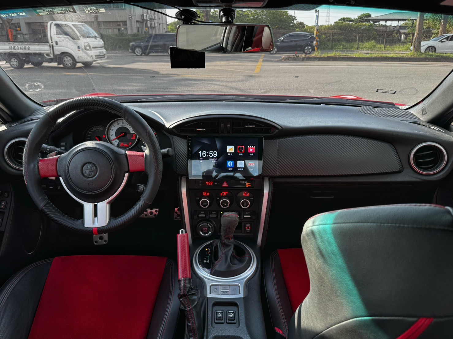 2015 Toyota 86 2.0 Limited 競技紅