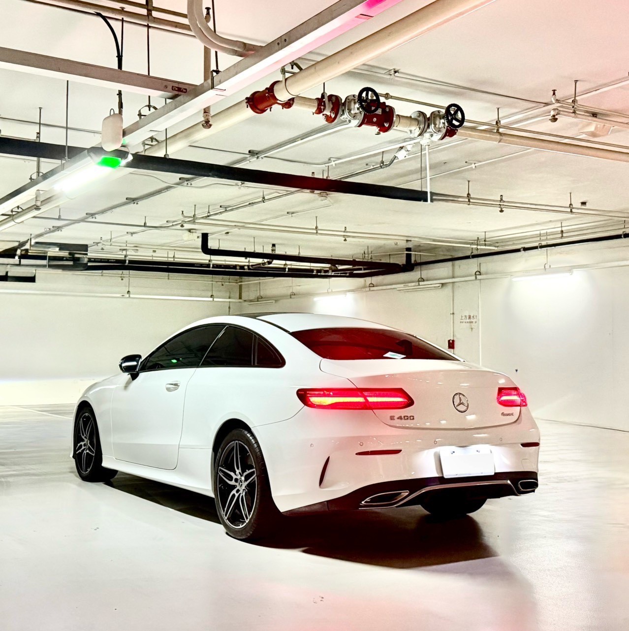 2018 M-Benz E-Class Coupé E400 4MATIC 極地白