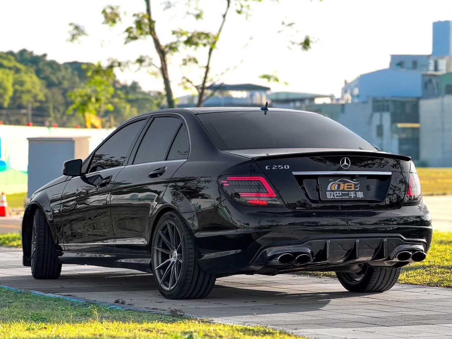 2012 c250 63樣式 龍麟尾燈 排氣管 安卓機 鋁圈